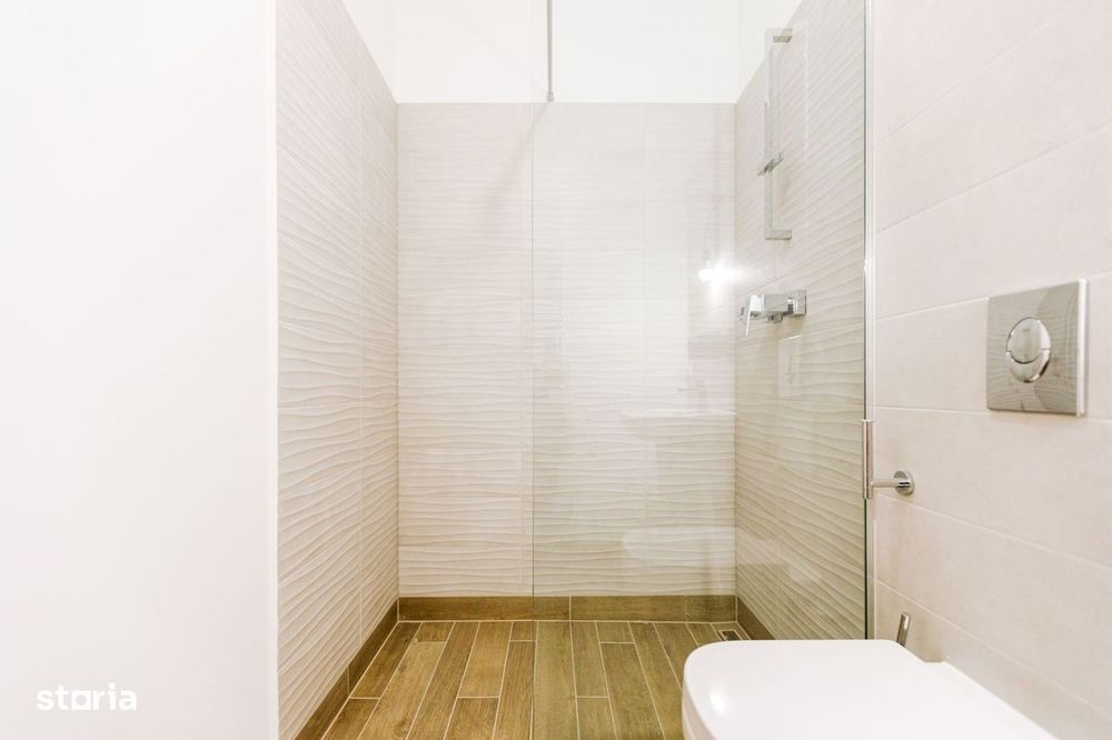 Oportunitate de achizitie - Penthouse in Complexul Studentesc - Comisi