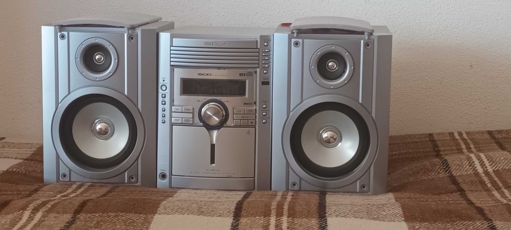 Стерео уредба SHARP