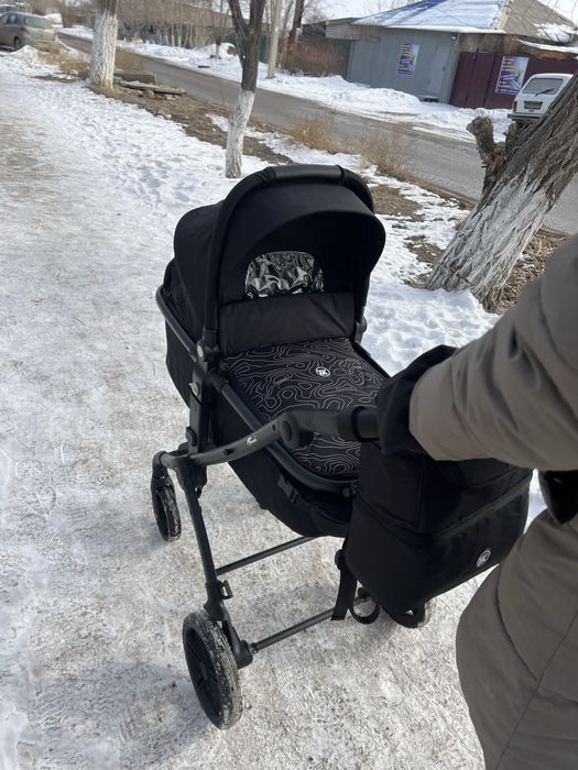 Коляска детская 3 в 1