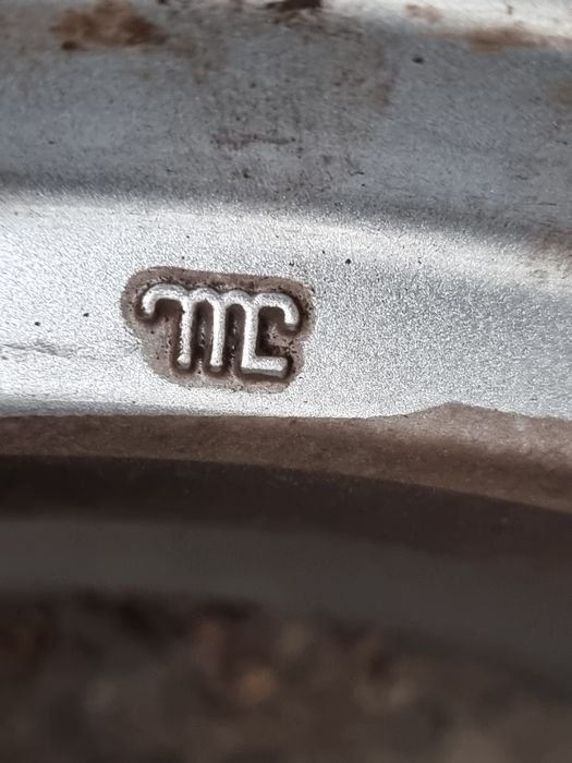 Диски R17  Subaru