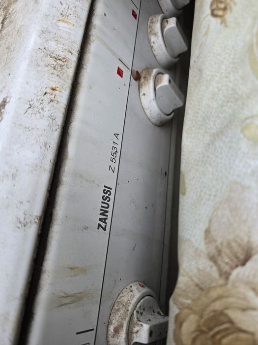 Продам газ плиту и раковину