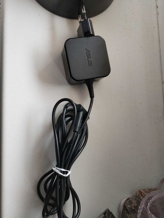 Încărcător Laptop Asus 33W AD2088020 Type 010LF