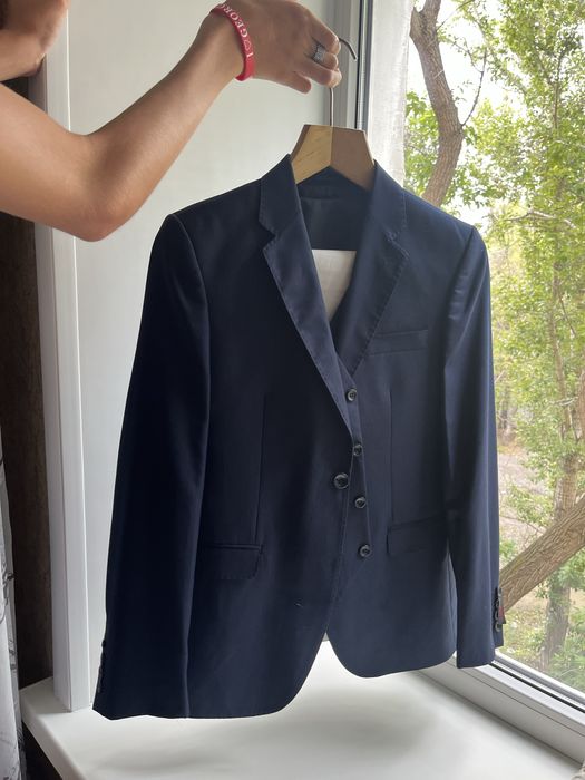 Кроссовки, одежда на подростка