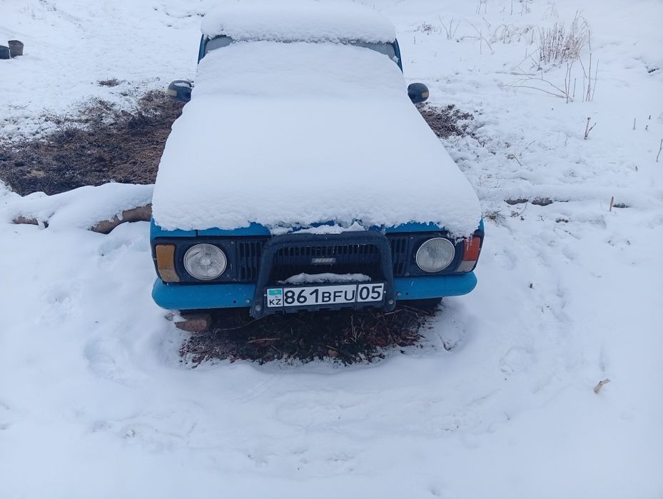 Москвич пирожковоз иж2715.