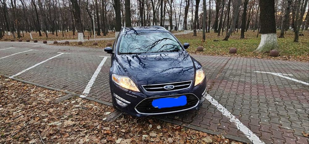 Autoturism  Ford Mondeo
