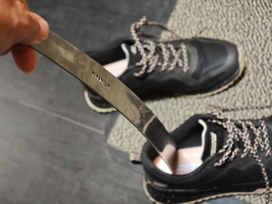 Обувалка, титан, ново