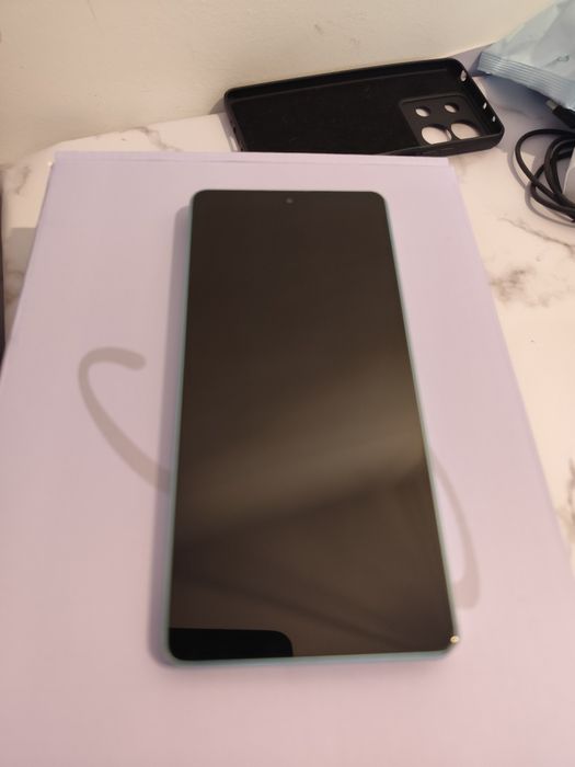 Vând telefon Xiaomi Redmi Note 13 5G - 256GB