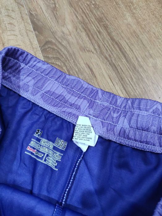 Pantaloni scurti de dama Under Armour marimea L