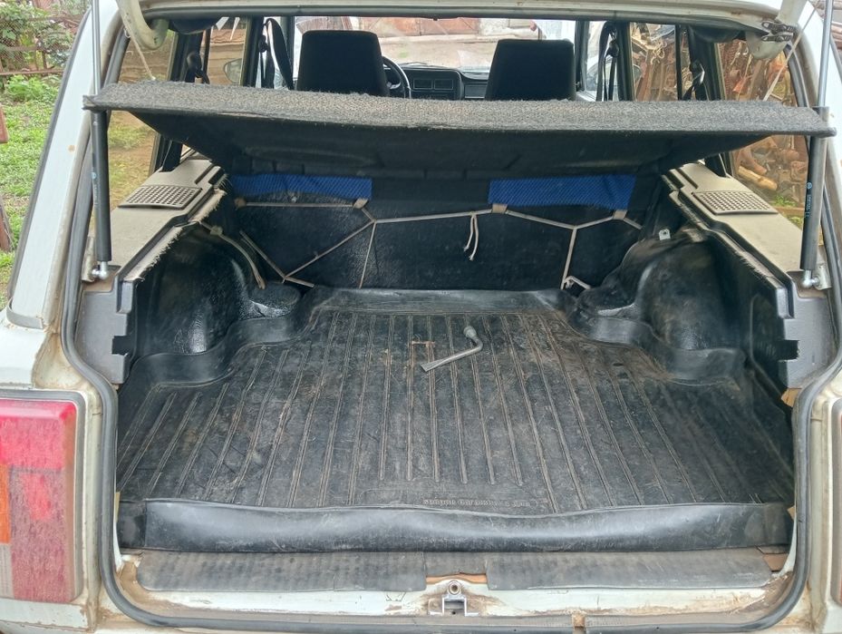 Продам авто Ваз 21043