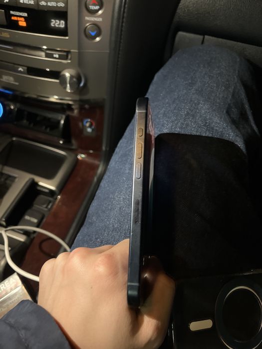 Iphone 15 pro бууу