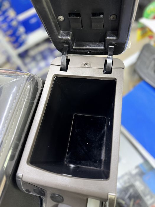 Подлокотники на кобальт