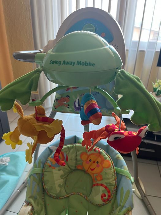 детска електрическа люлка шезлонг Fisher Price