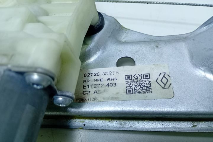 Macara cu motoras dreapta spate  827203827R Renault Kadjar prima gene
