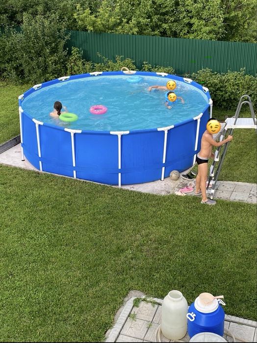 Бассейн каркасный