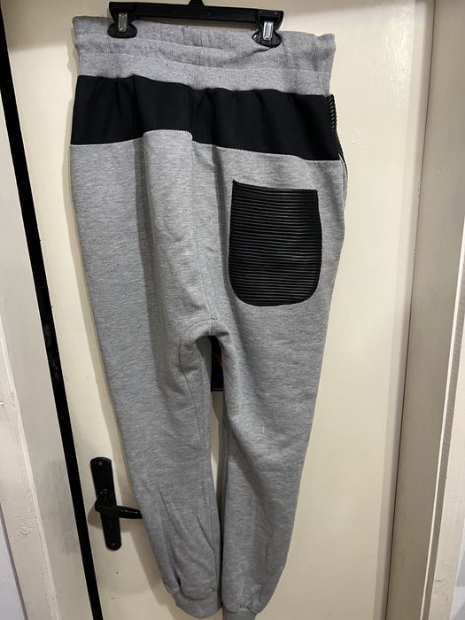 Продавам долнища