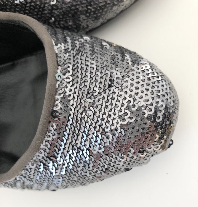 Pantofi eleganti cu paiete