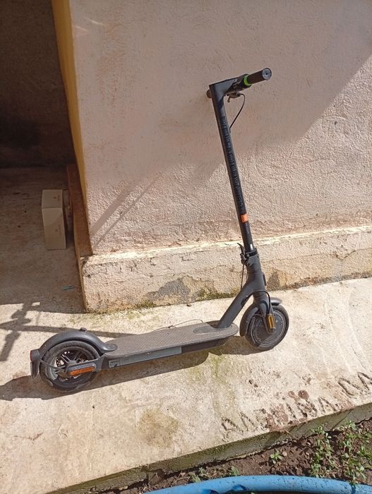 Vând sau schimb Trotineta xiaomi