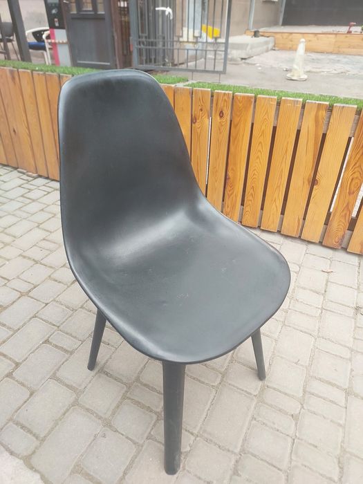 Продаём столы со стульями б/у