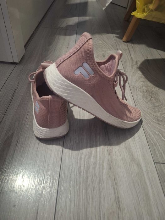 Дамски маратонки Fila