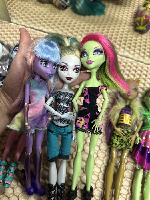 Продам кукол монстр хай!
