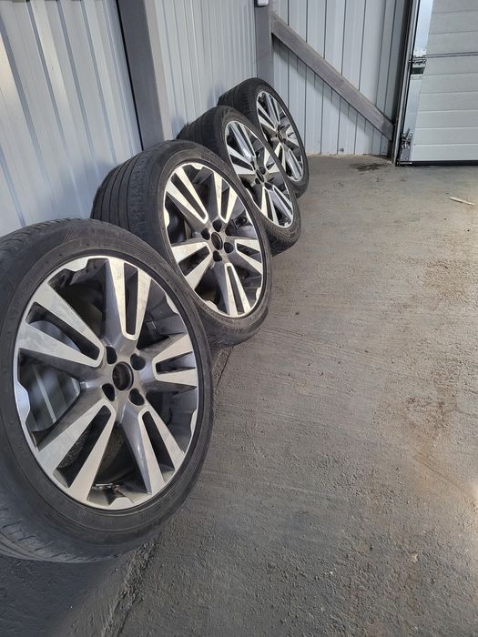 Лада Веста Кросс