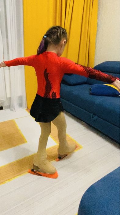 Платье для фигурного катания