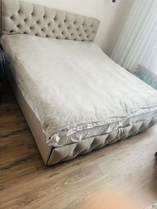 Продам кровать 180/200.