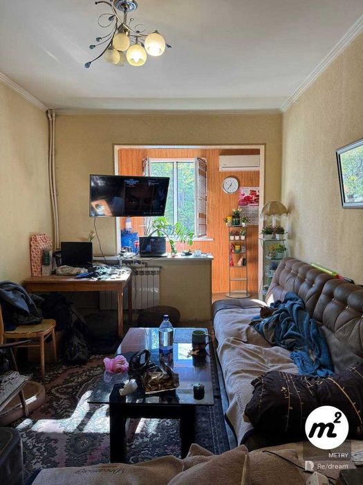 СРОЧНО Продается 3 комнатная квартира