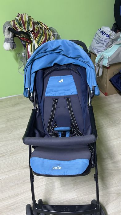 Летний коляска 13000мың сатамын.