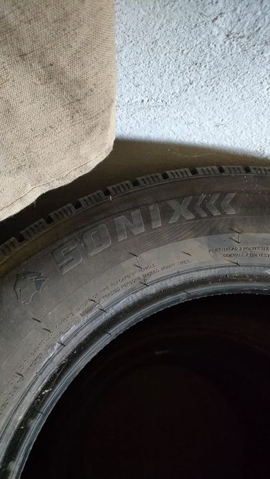 Продам зимние шины