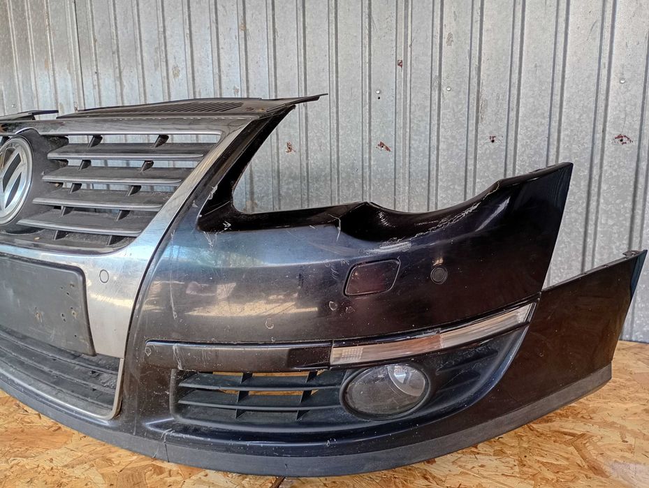 Bara Fata Vw Passat B6  Completa Cu Senzori de Parcare si Proiectoare de Ceata