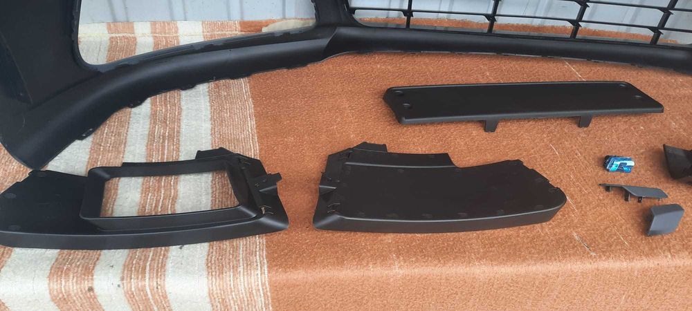 Bara Fata VW Golf 6 intre 2008-2013 R20-look - OUTLET