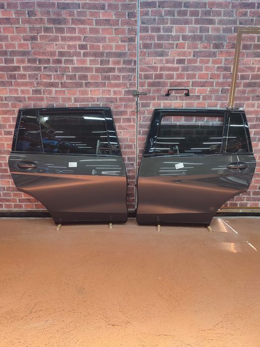 Usa spate Bmw X7 G07