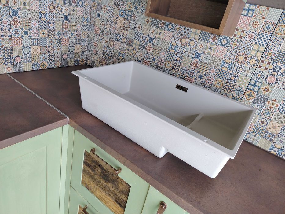 Кухненска мивка BLANCO SUBLINE 700-U Level + кошница неръждаема ст.