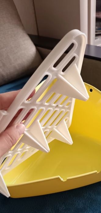 Угловой туалет для кролика (морской свинки  и пр.)