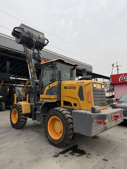 Дизельный погрузчик бетона сместитель