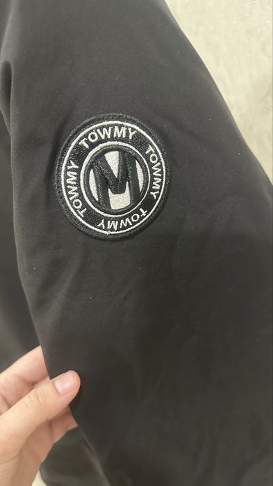 Продам зимний пуховик