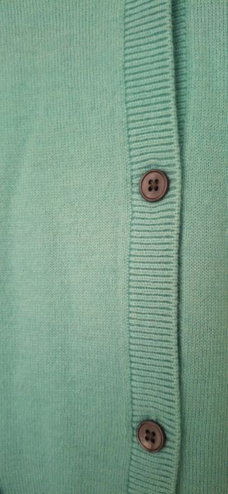 Женский Кардиган GAP 50р.