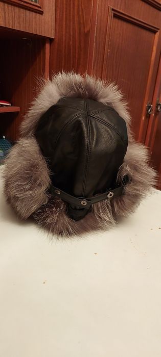 Продам шапку ушанку новая