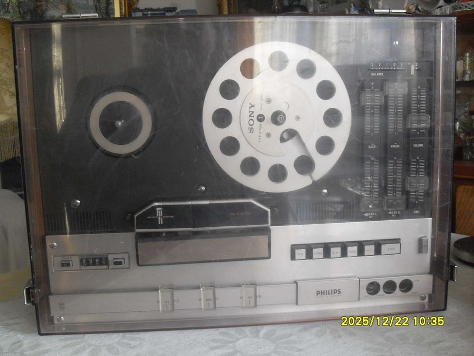 Продавам ролков магнетофон  „PHILIPS 4416”