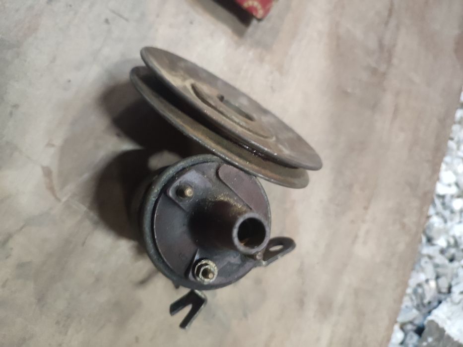 Запчасти на Москвич