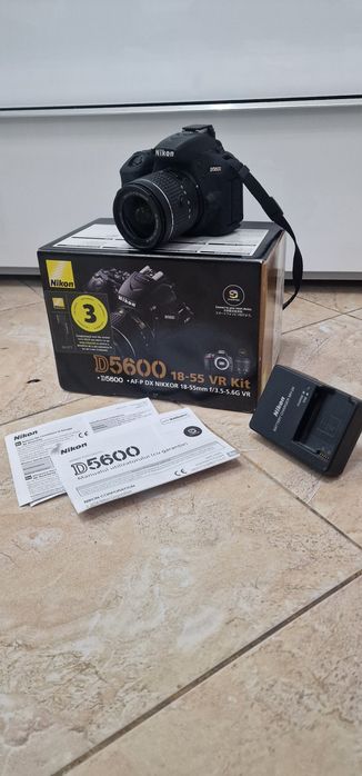 Nikon D5600 перфектен