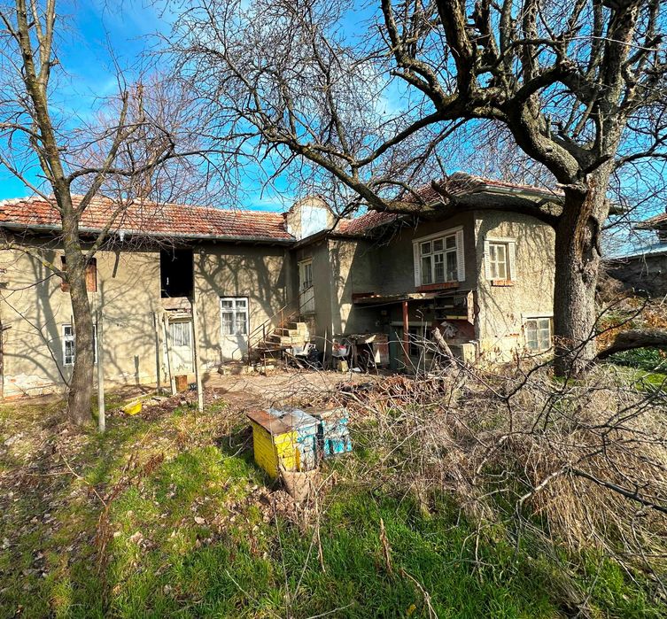 Продава се Къща в Русе, Център - 160 кв.м за 137 €/кв.м - Снимка #2