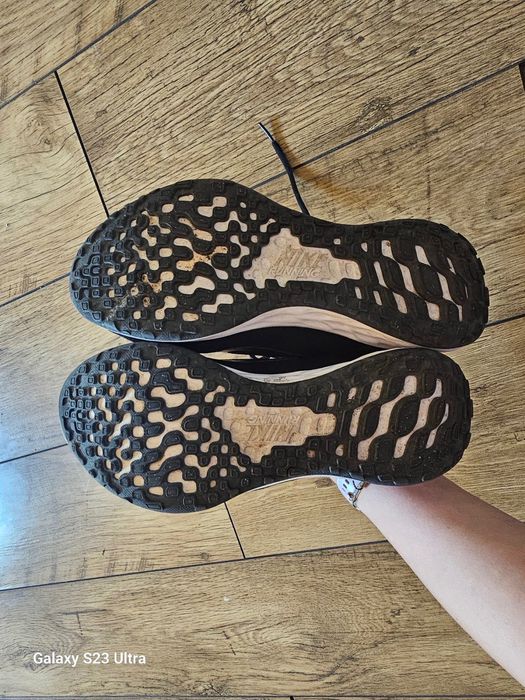 Маратонки Nike Revolution 6