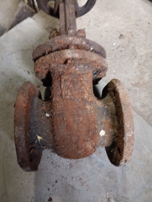 Задвижки б.у и новые