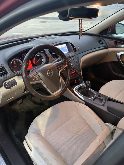 Vand Opel Insignia 2011