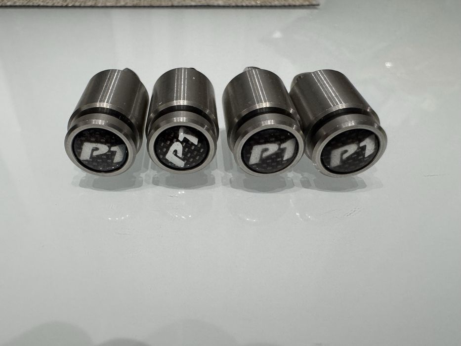 Adaptor SOLAR P1 Loc Down Adaptor & Buzz Bar Blanking Cap