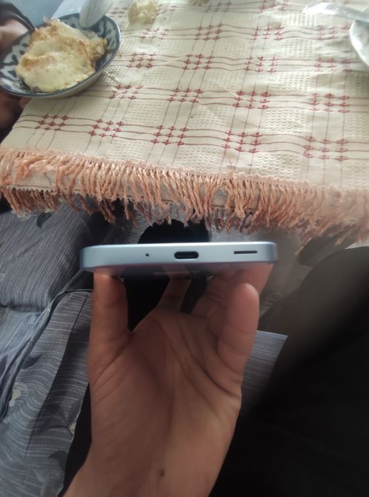 Samsung galaxy A17 5g yengi tel