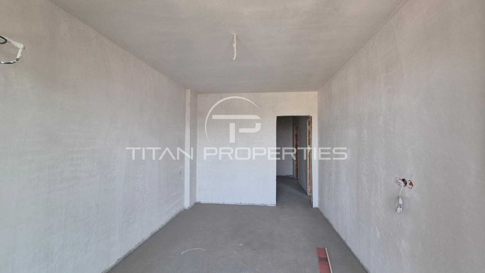 Продава се Многостаен апартамент в Пловдив, Тракия - 180 кв.м за 1250 €/кв.м - Снимка #1