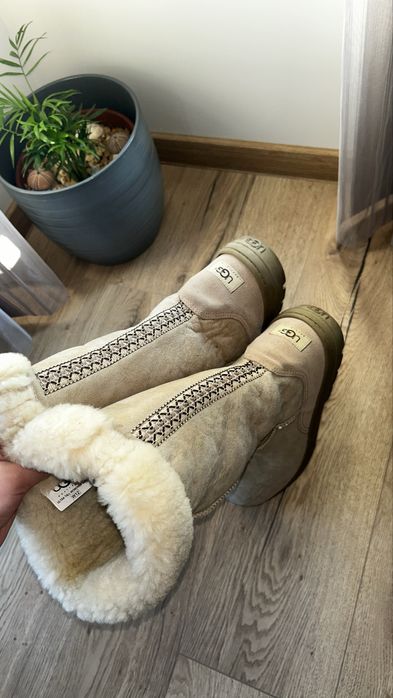 Оригинални, високи боти от велур и естествена кожа UGG, 44-ти номер